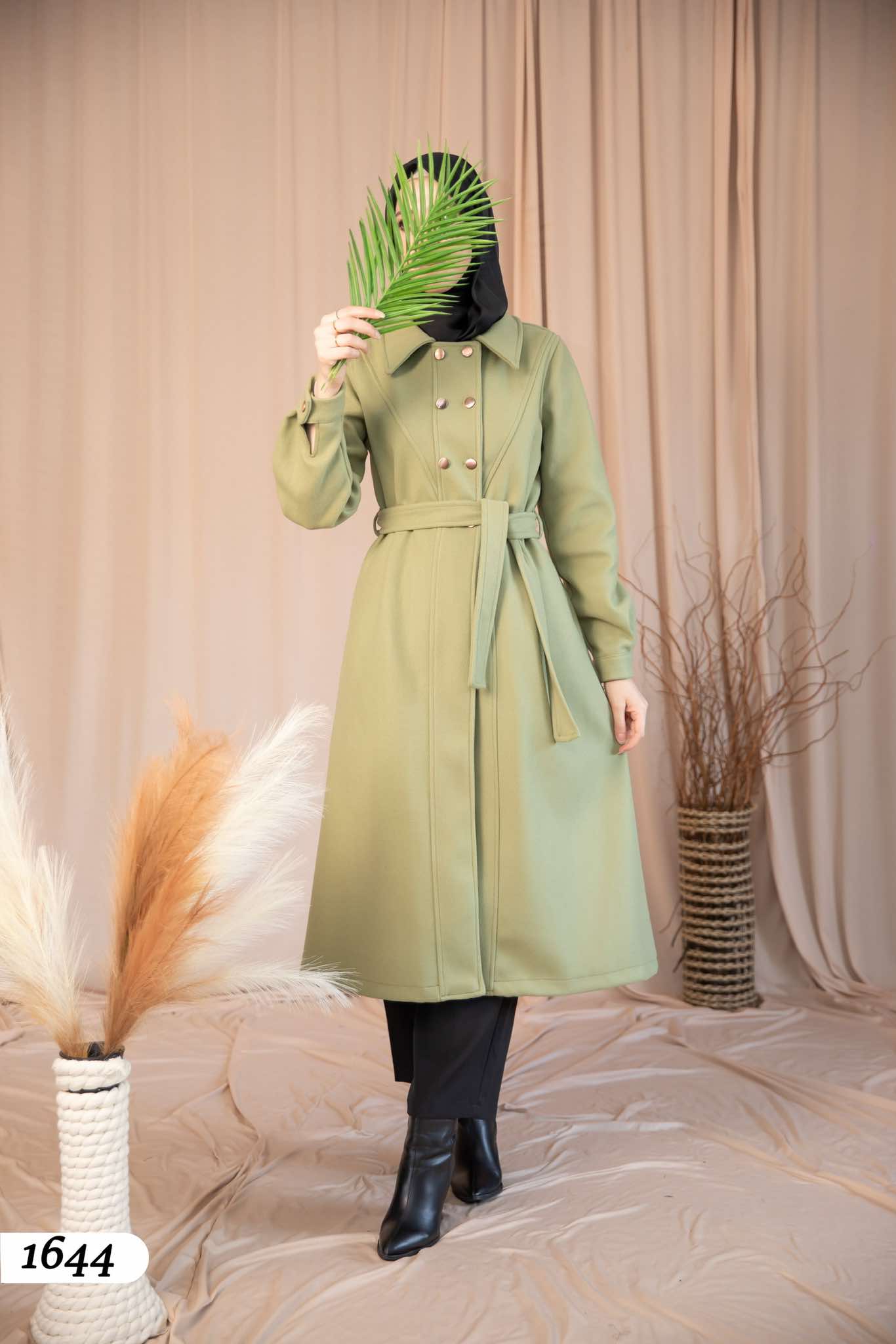 Coat 1644