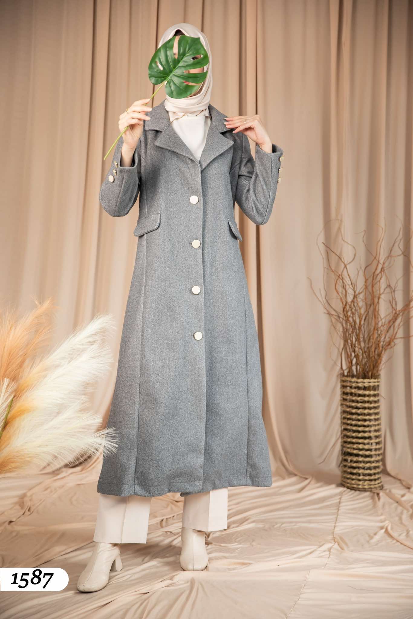 Coat 1587