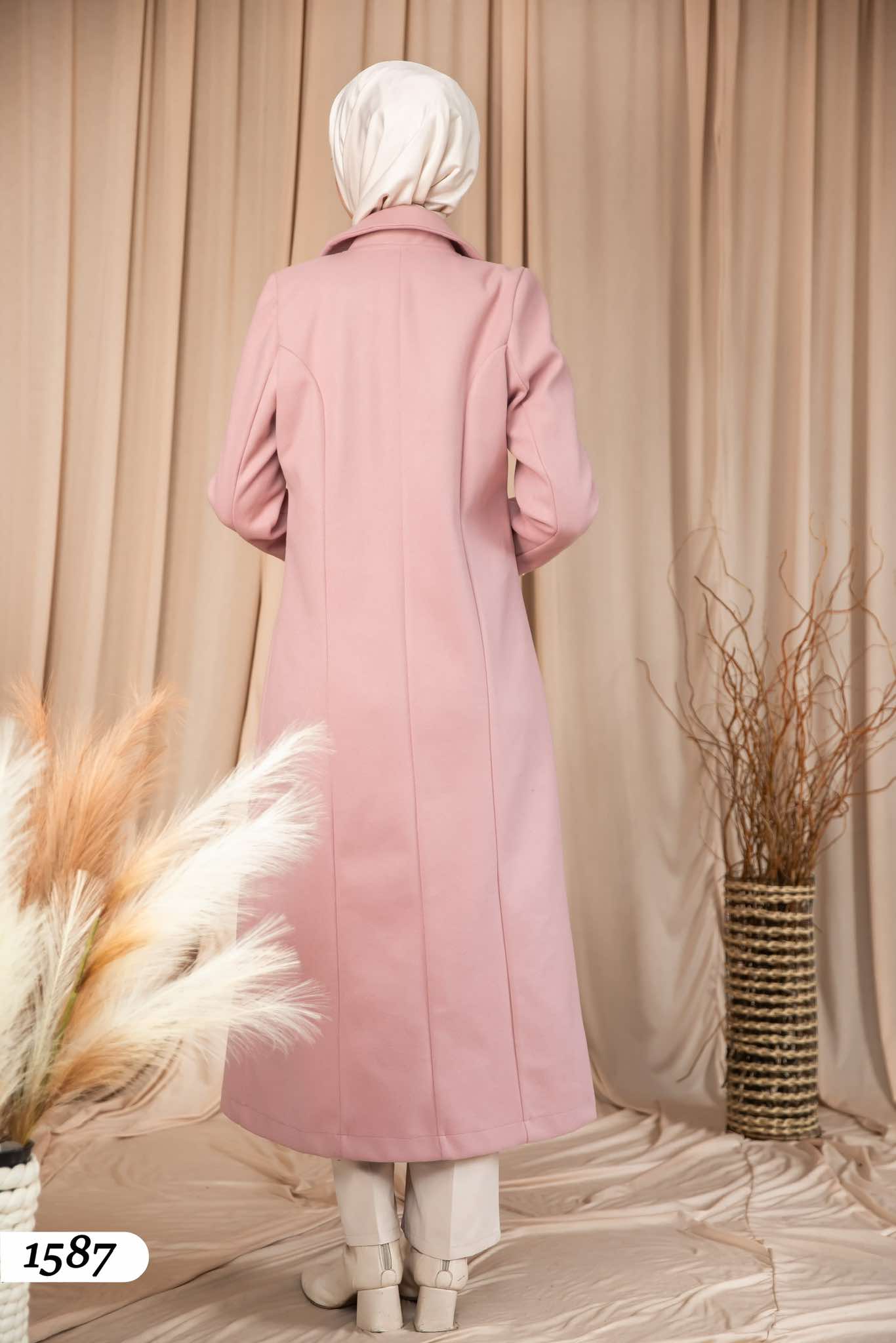 Coat 1587