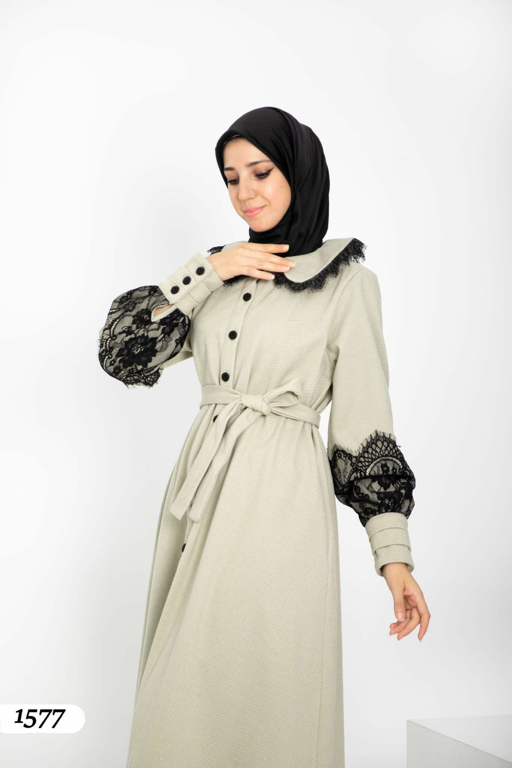 Coat With Lace 1577