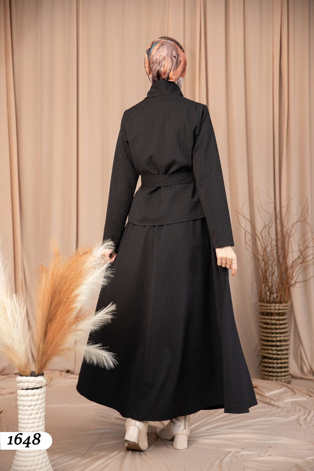 Blouse And Skirt 1648