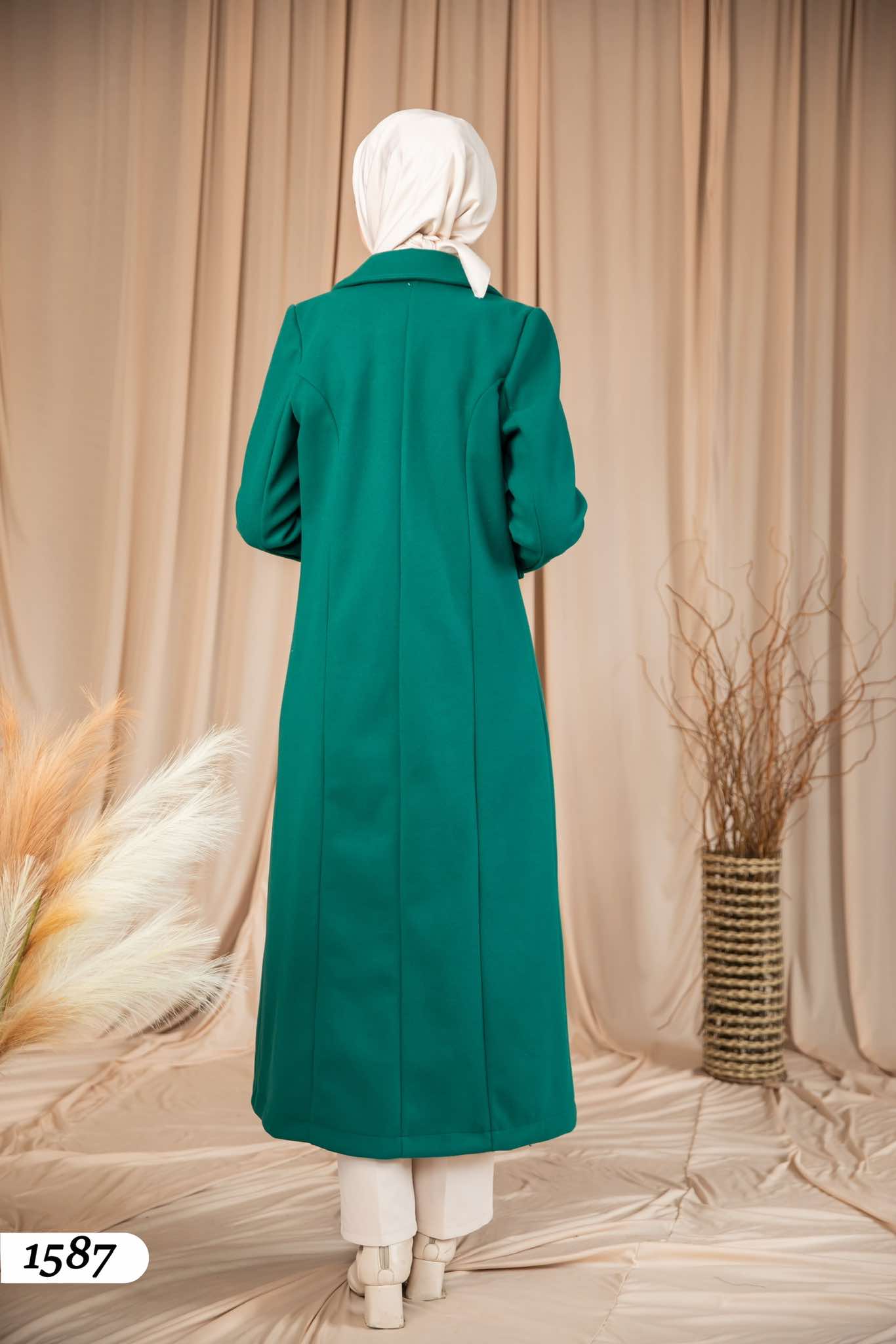 Coat 1587