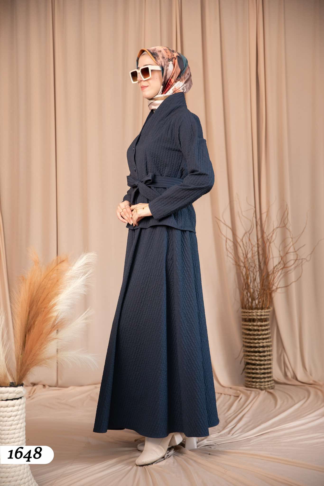 Blouse And Skirt 1648