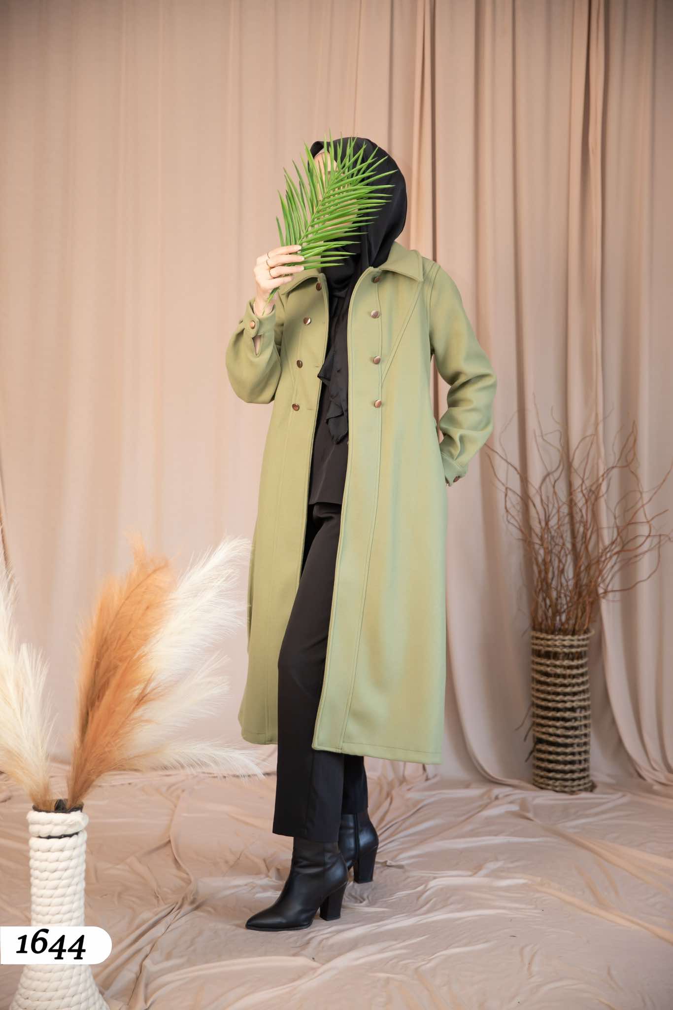 Coat 1644