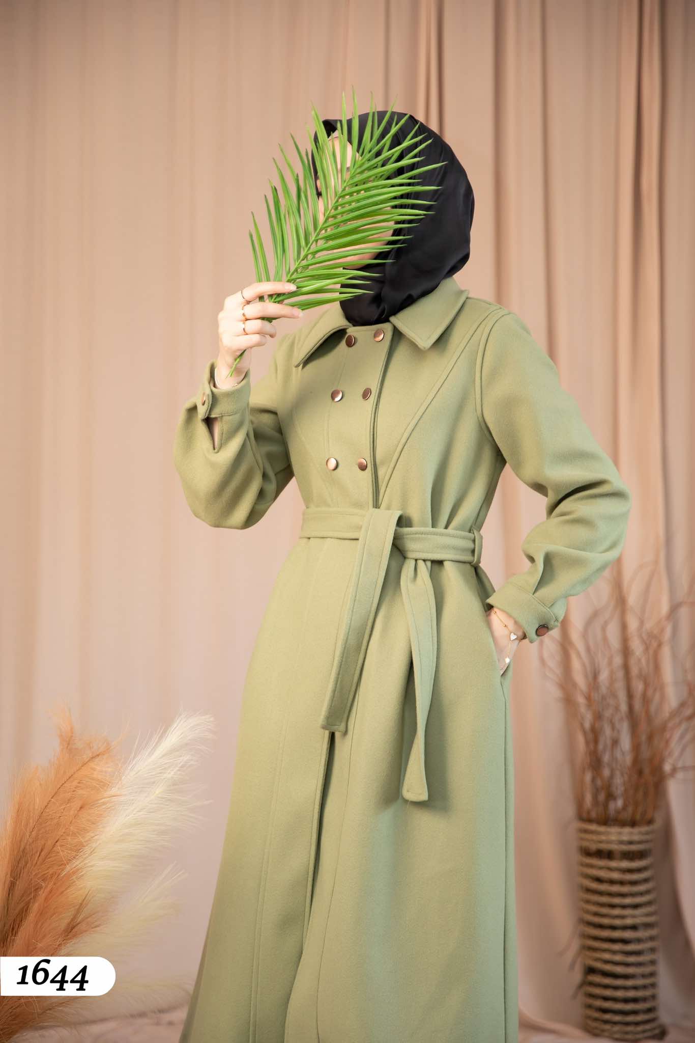 Coat 1644