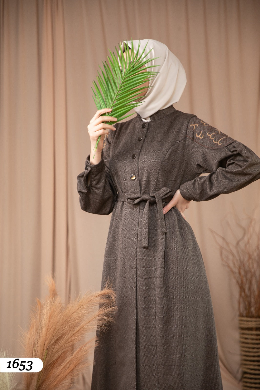 Dress with button detail 1653