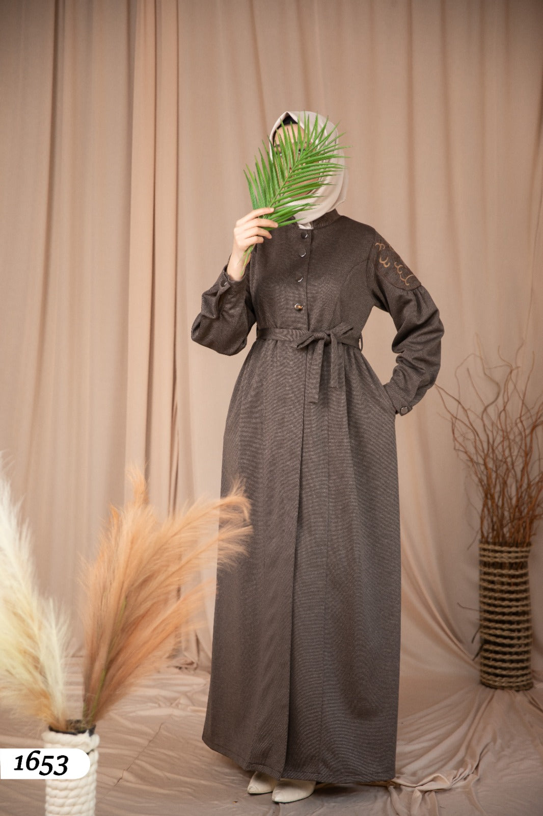 Dress with button detail 1653