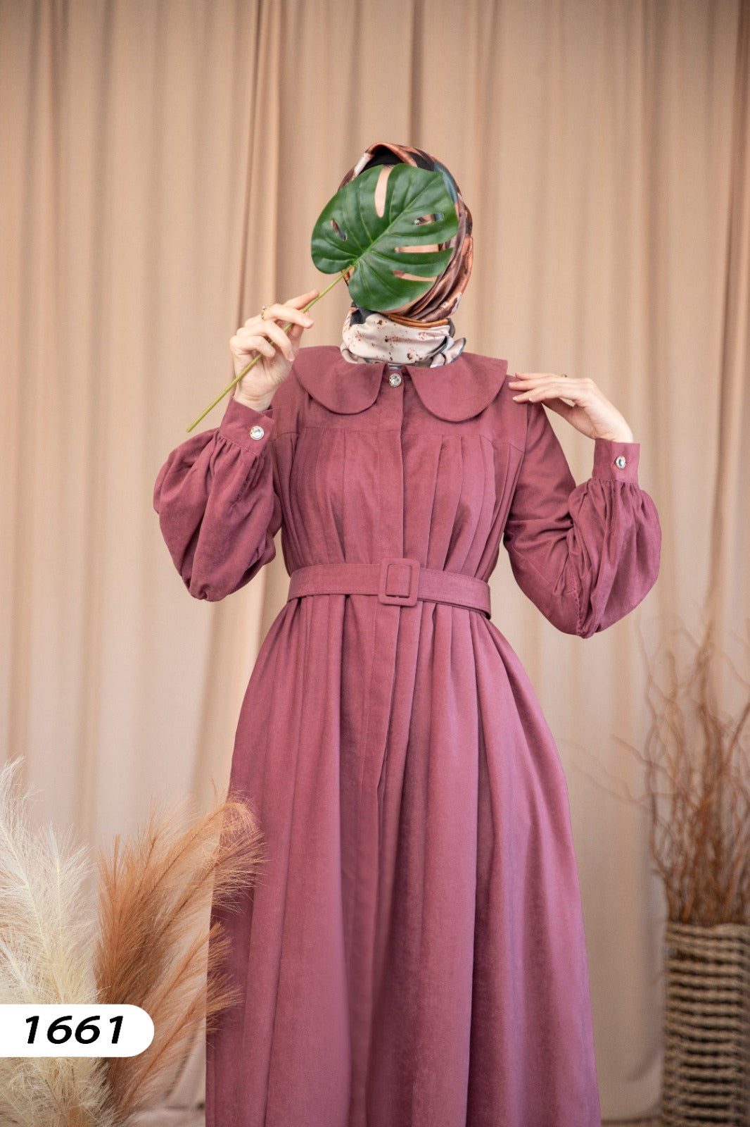 Dress with belt detail 1661