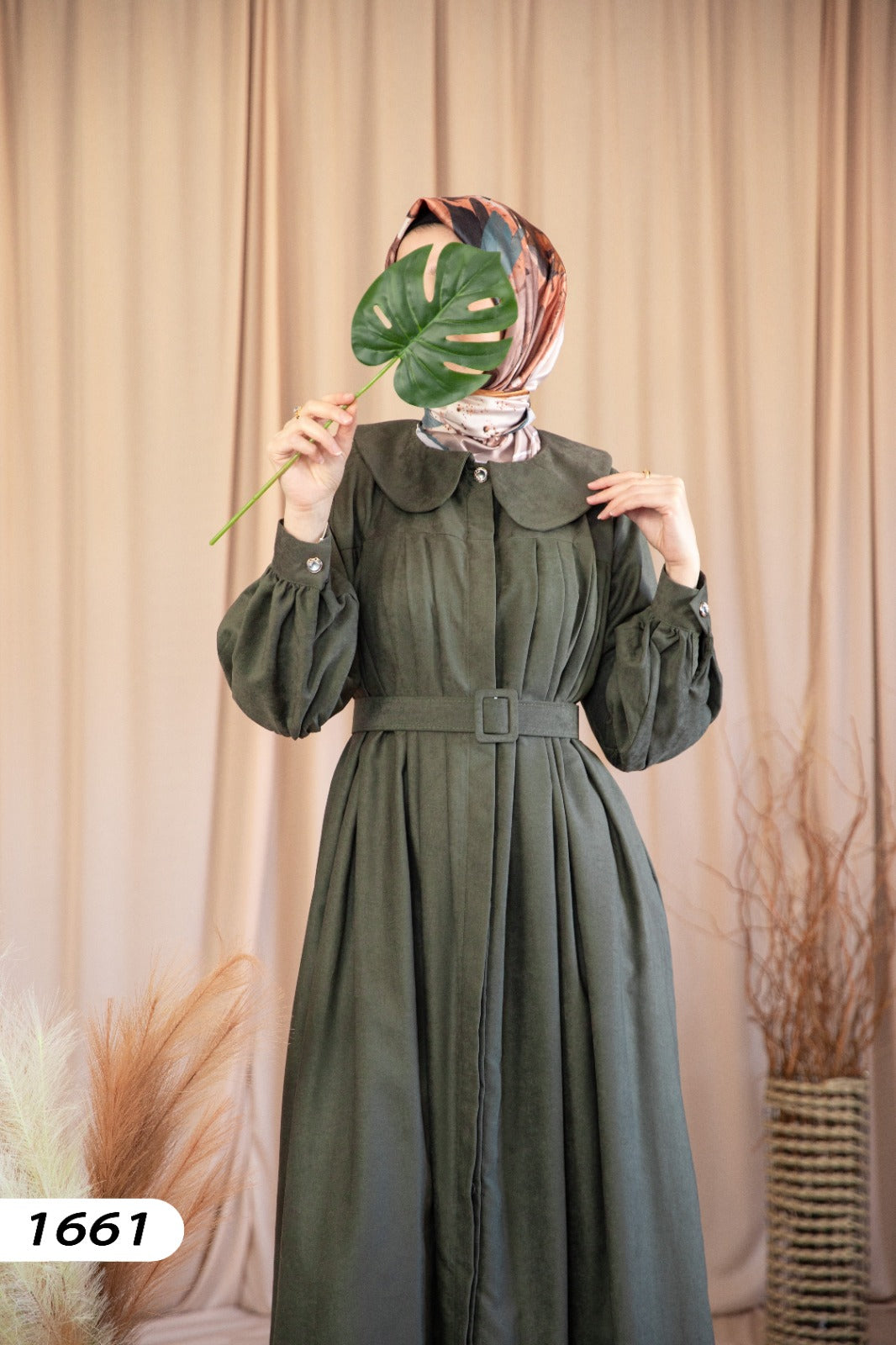 Dress with belt detail 1661