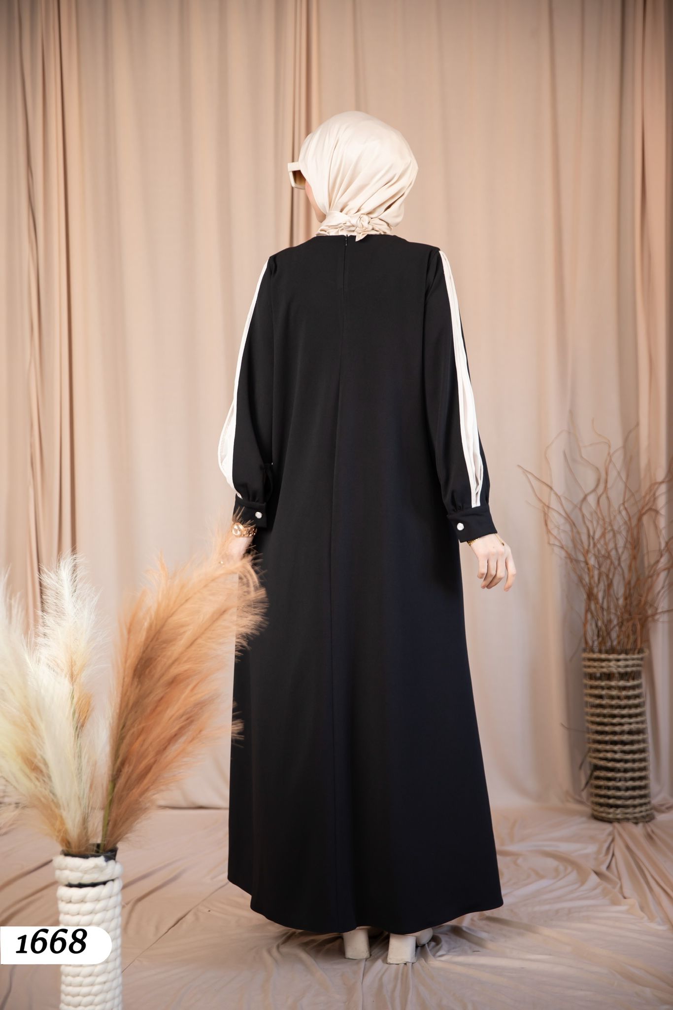 Skopa Crepe Winter Dress 1668
