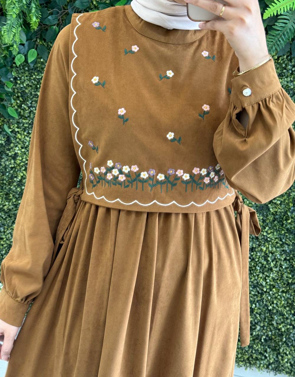 Nakışlı elbise 8045