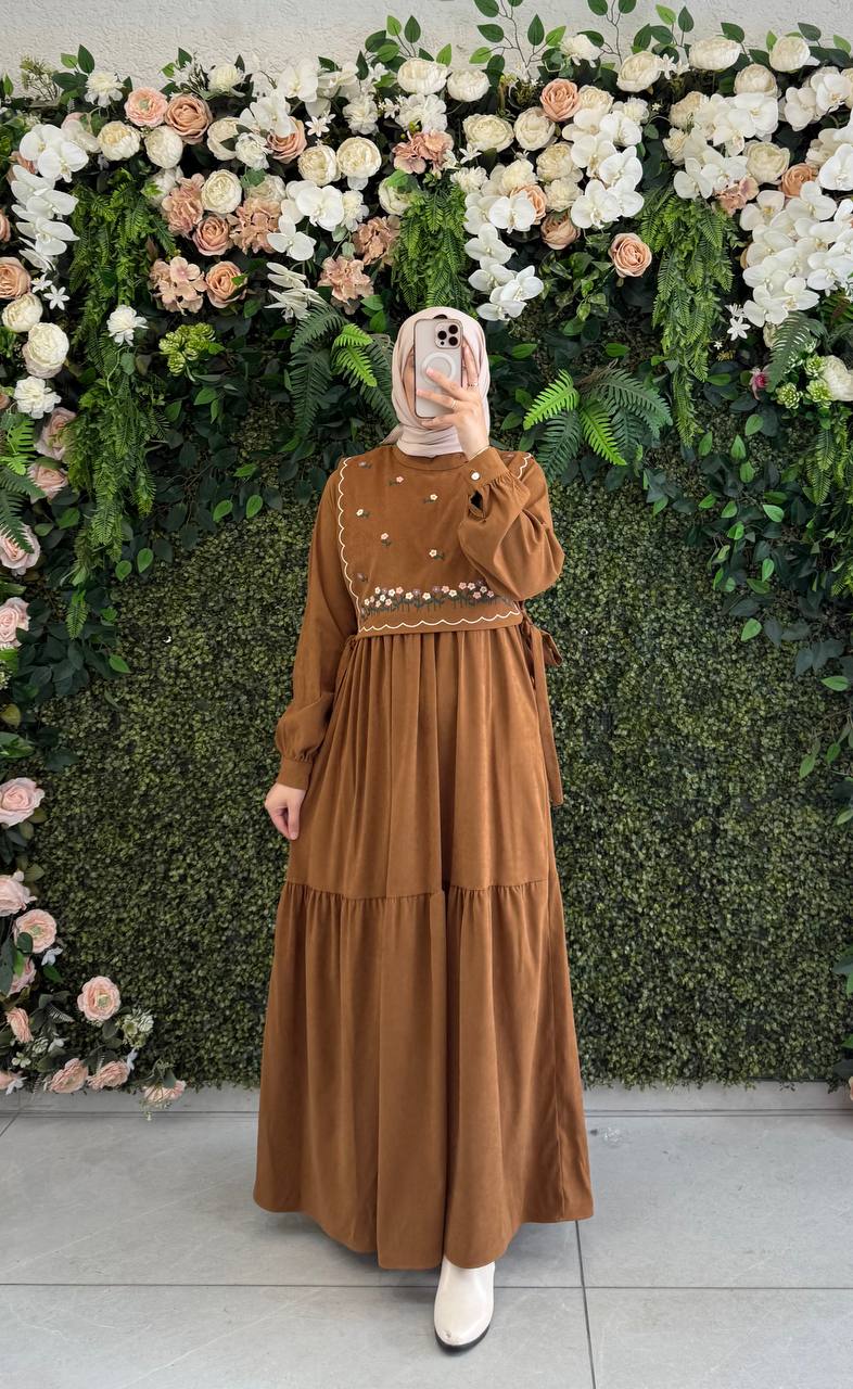 Nakışlı elbise 8045